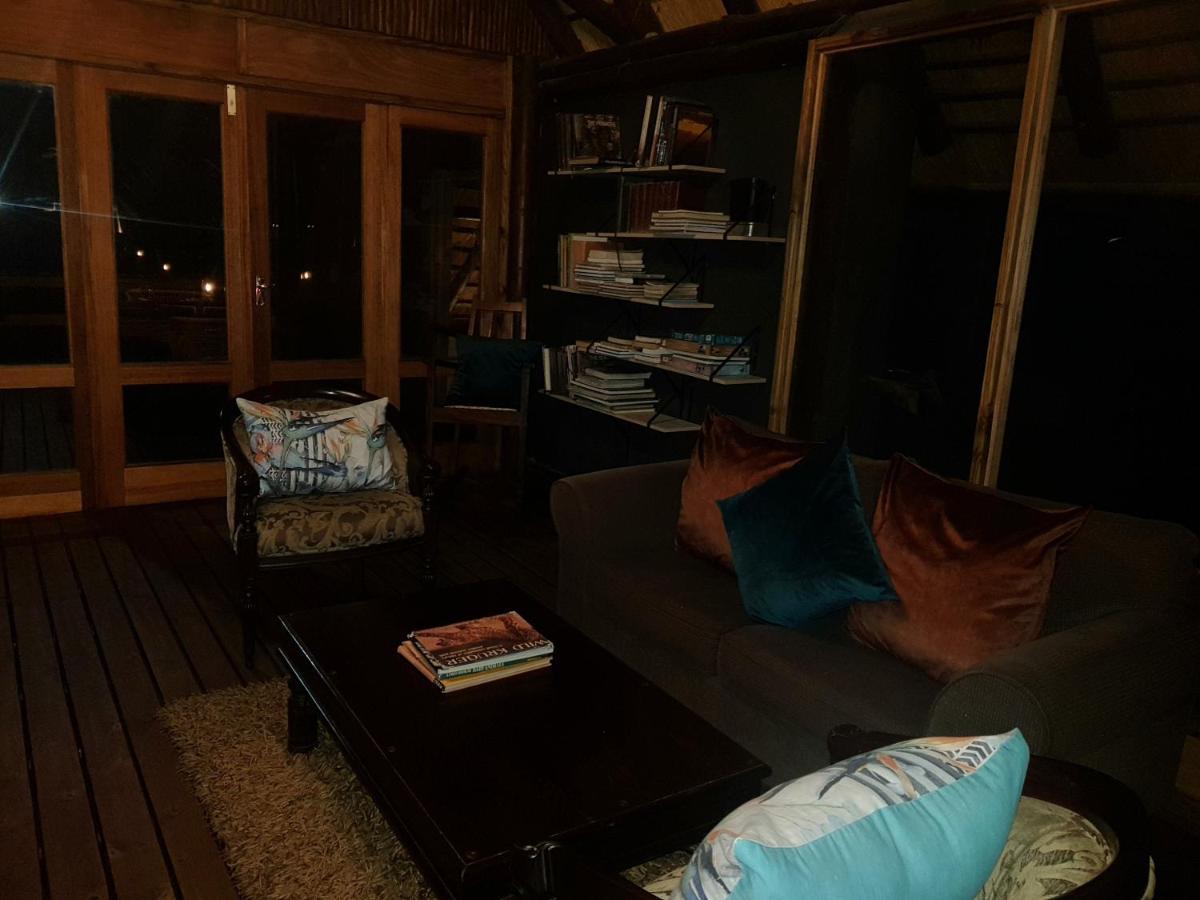 Elephant Plains Game Lodge เขตอนุรักษ์พันธุ์สัตว์ป่าซาบีแซนด์ ภายนอก รูปภาพ