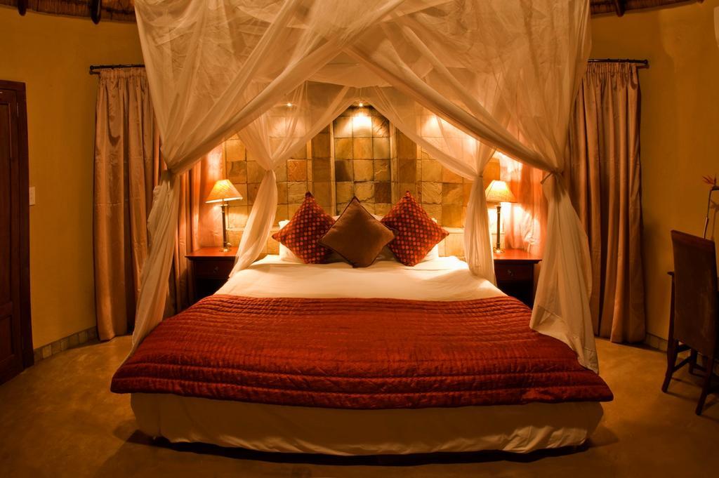 Elephant Plains Game Lodge เขตอนุรักษ์พันธุ์สัตว์ป่าซาบีแซนด์ ห้อง รูปภาพ